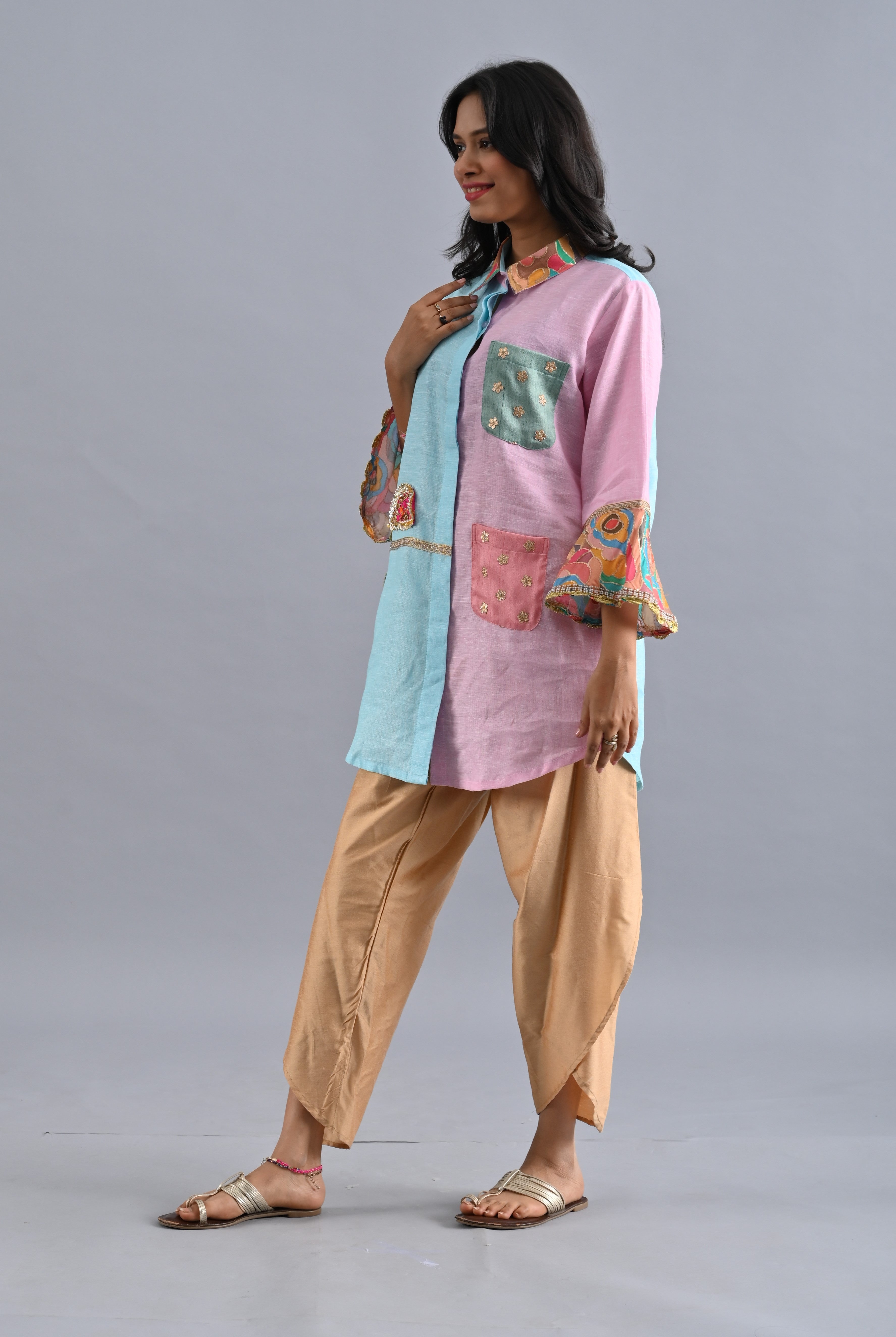 Glimmering Gotta Linen Kurta