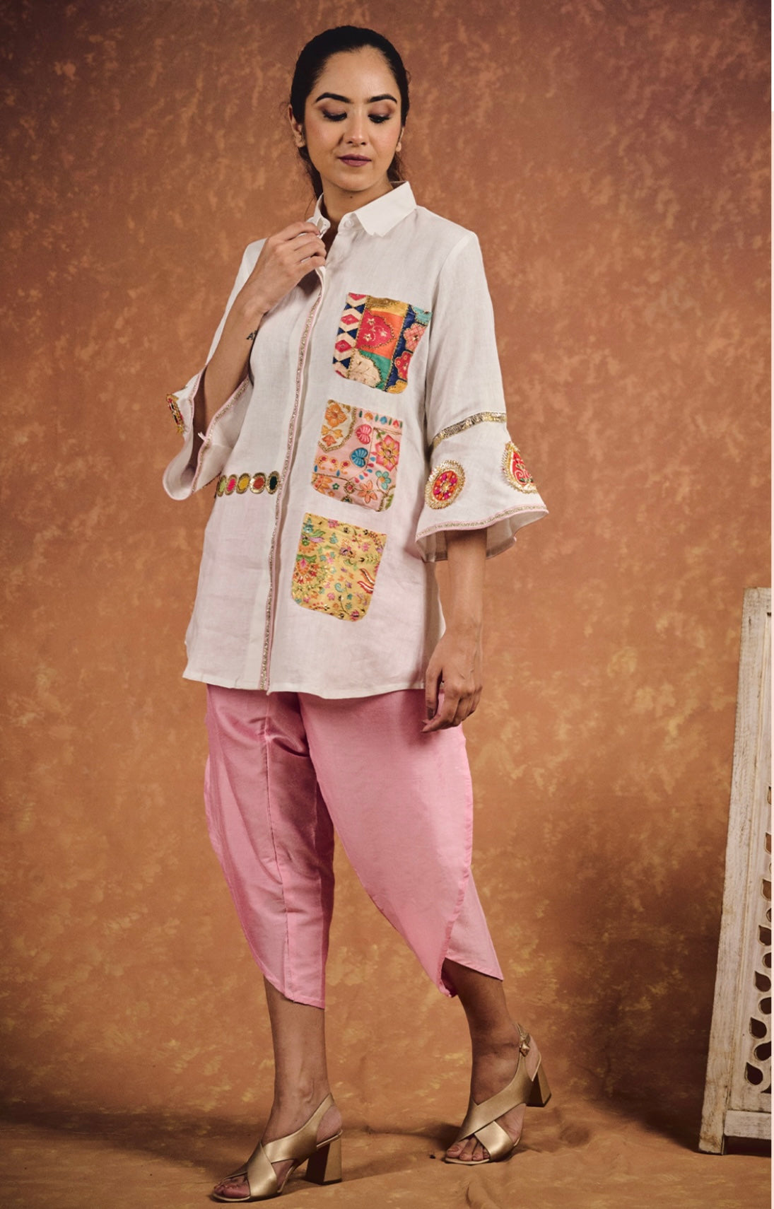 Pearl Patch Linen Kurta